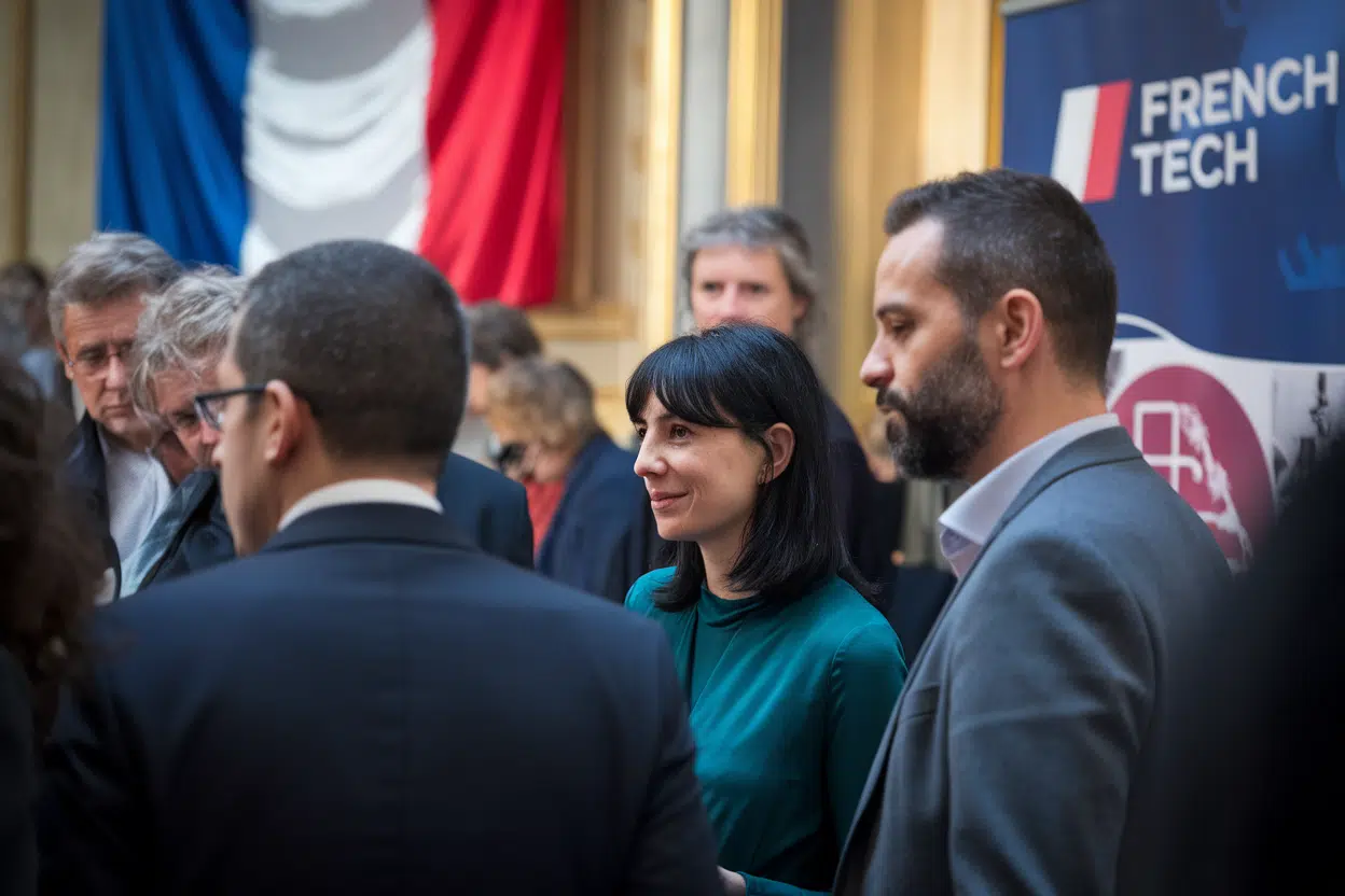 Des ambassadeurs dans chaque ministère, la méthode s'institutionnalise